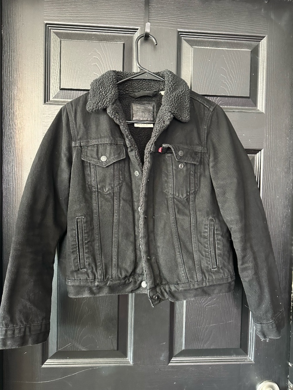 Levi’s Black Sherpa Lined Denim Jacket Small